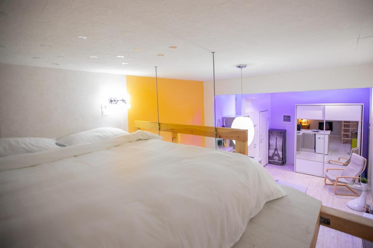 Orange And Blue Studio Downtown 5 Min From White Tower Apartment Thessaloniki Exterior photo