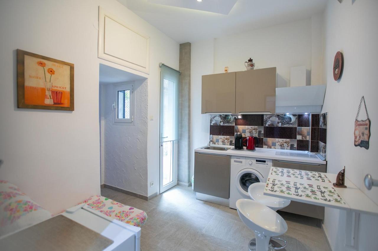 Orange And Blue Studio Downtown 5 Min From White Tower Apartment Thessaloniki Exterior photo