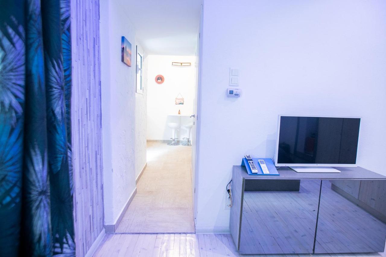 Orange And Blue Studio Downtown 5 Min From White Tower Apartment Thessaloniki Exterior photo